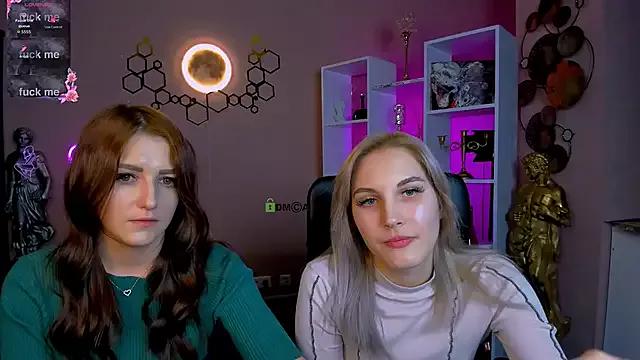 Photos of catherine_kitty from StripChat is Freechat