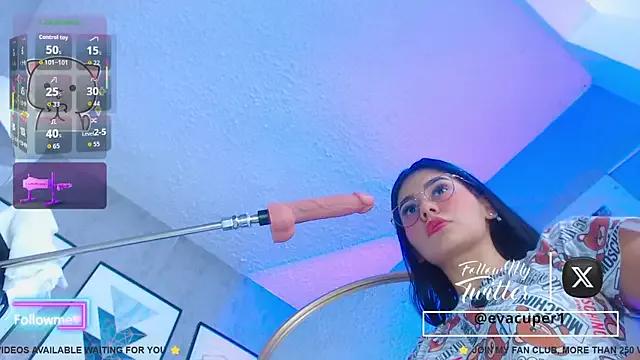 Photos of eva_cuper from StripChat is Freechat
