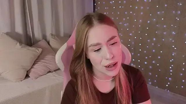 Photos of Lolly_Lika from StripChat is Freechat