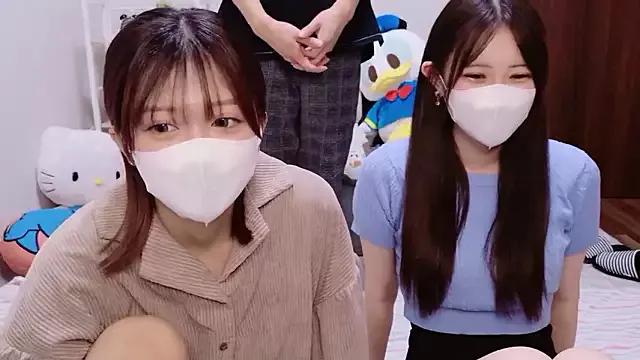 Photos of NA-KAREN-V8 from StripChat is Group