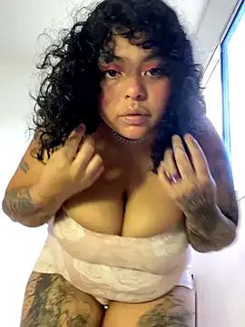 Photos of PrincessLauren420 from StripChat is Freechat