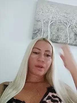 Photos of visnjica from StripChat is Freechat