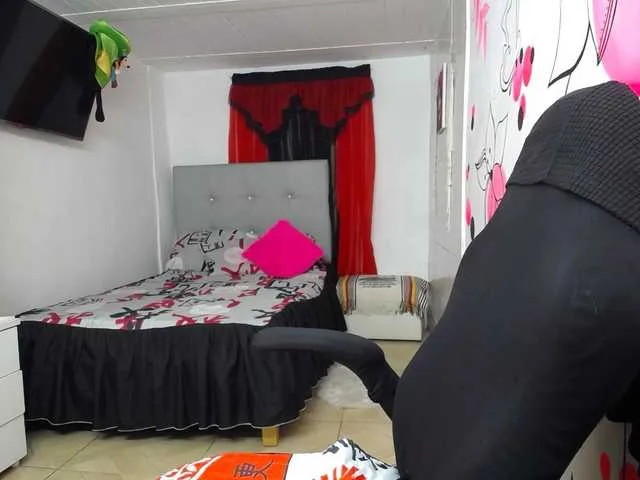 Offline Ameliarizo on BongaCams