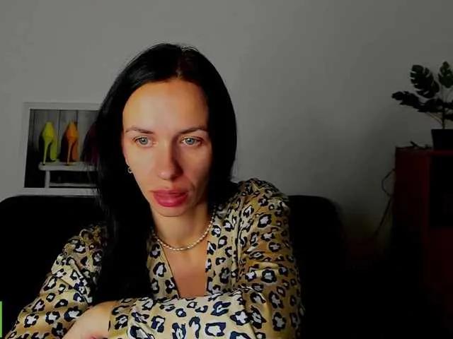 Annakillkiss — It turns me on when they give me tips and tokens and they also tell me compliments

I will only communicate with polite men and guys