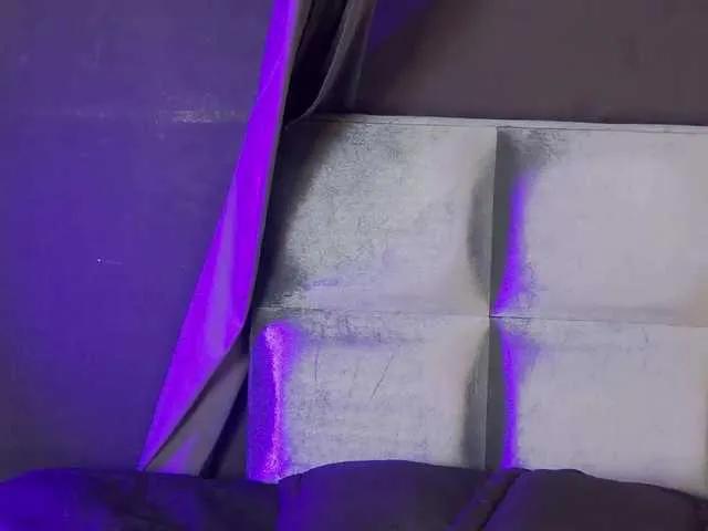 Arii-moon — I enjoy giving oral sex, looking into your eyes, having hot and interesting conversations where we are both very sincere about our tastes at the time of sex, hearing you moan and seeing how much you enjoy my body pleasing you.