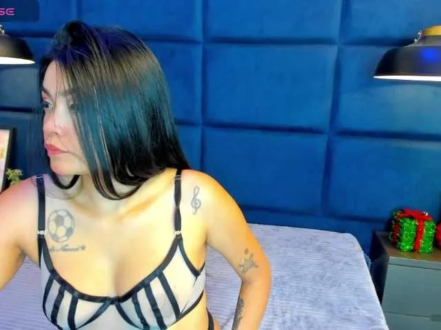 Offline AteneaRoldan on BongaCams