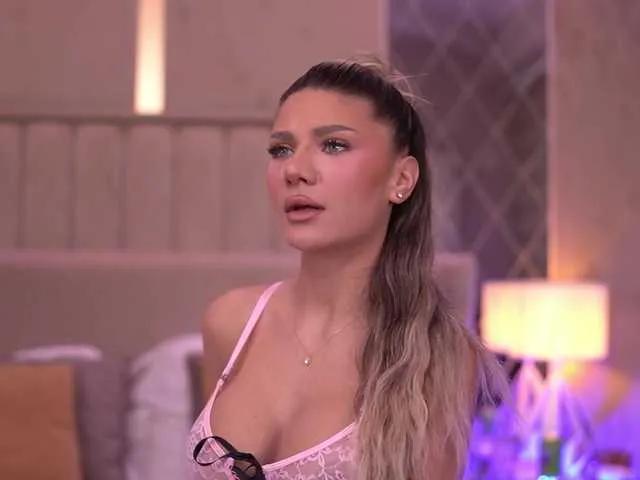 BlairSander on BongaCams