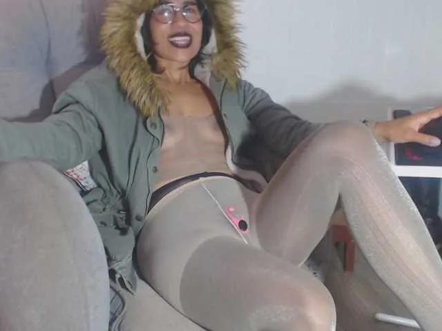 cataleya35 on BongaCams 