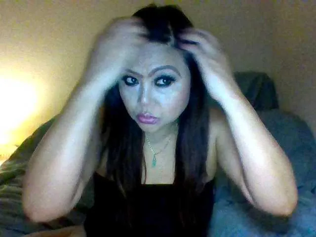 Offline cindyvong on BongaCams