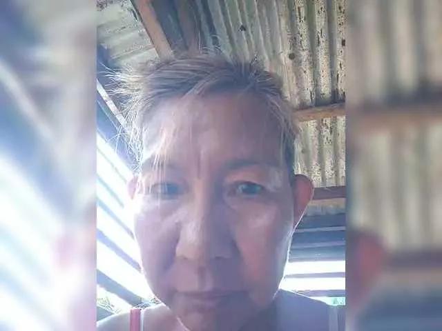 EllaStar on BongaCams 