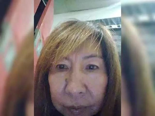 EllaStar on BongaCams 