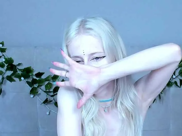 Offline Excited-Blizzard on BongaCams