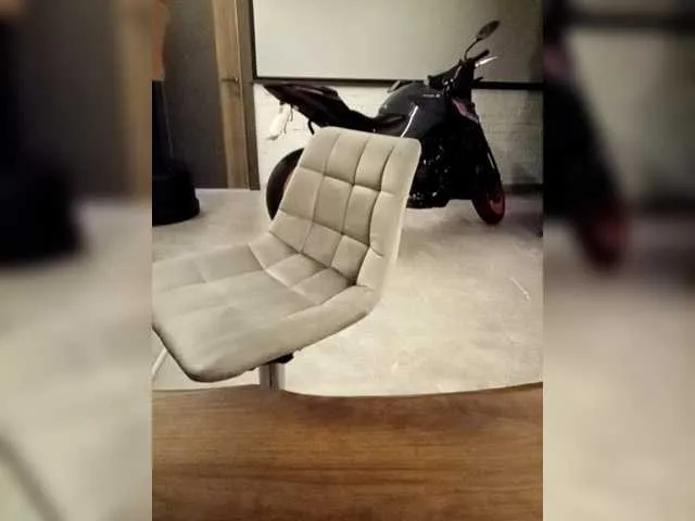 Offline Fox-mia on BongaCams