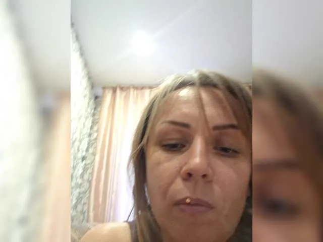 Offline Helga-Love on BongaCams