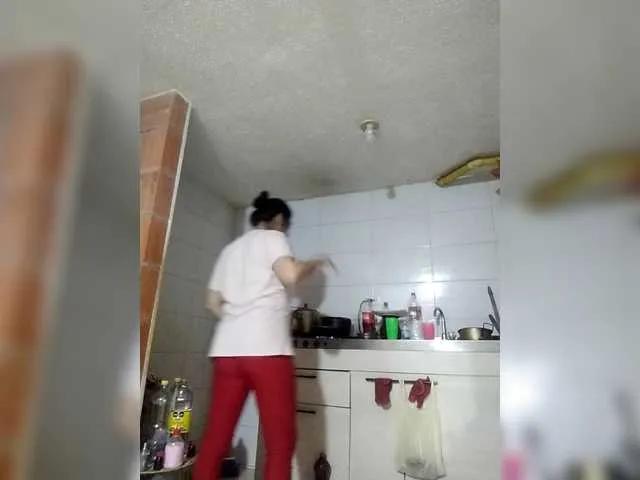 IMENET — Nothing turns me on more than a generous man with a naughty mind 