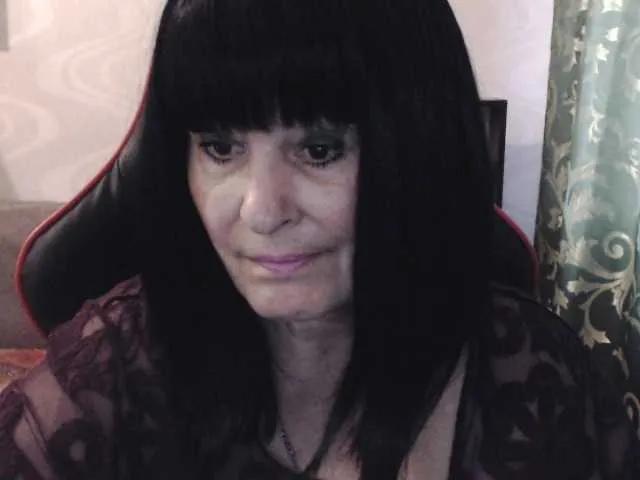 KatarinaGloss — Men who have something to offer to girl: kisses, touches, gifts