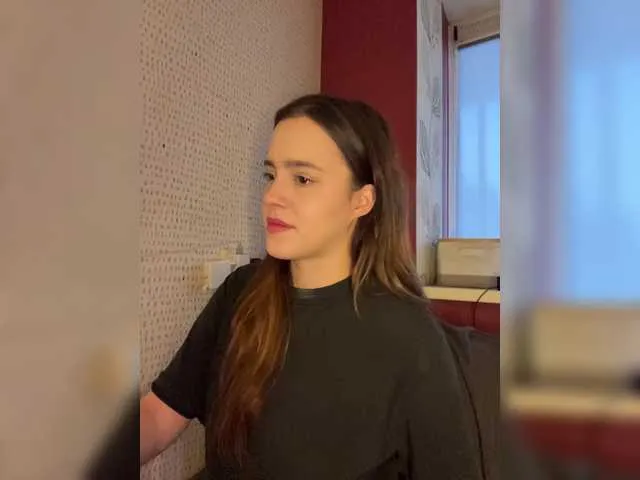 Offline Kendrali on BongaCams