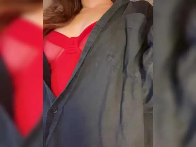 Offline Kendrali on BongaCams