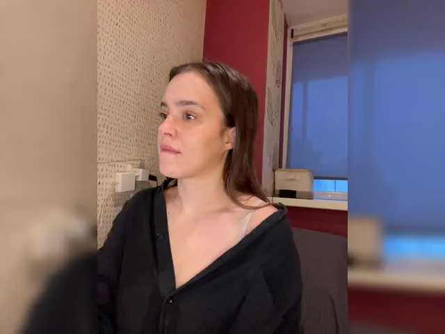 Offline Kendrali on BongaCams