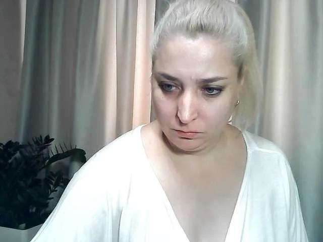 KickaIricka on BongaCams 