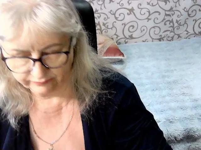 LolkaAlyss on BongaCams 