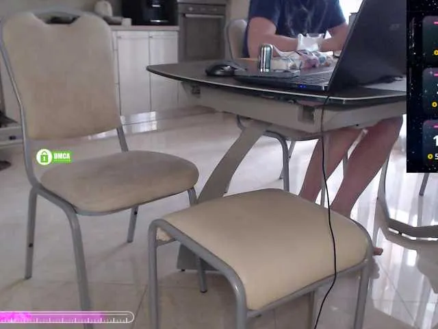 Offline lovers-xxx on BongaCams