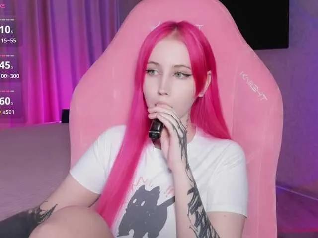 luvsoak — smart, charismatic people with a good sense of humor. if I described you, know that you are definitely my type! 