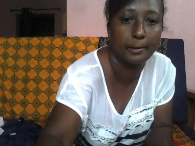 Offline maitresseb on BongaCams