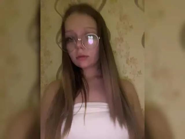 MelMooon on BongaCams 