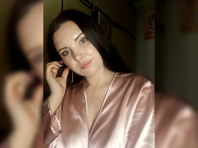 Offline Mira-5a on BongaCams