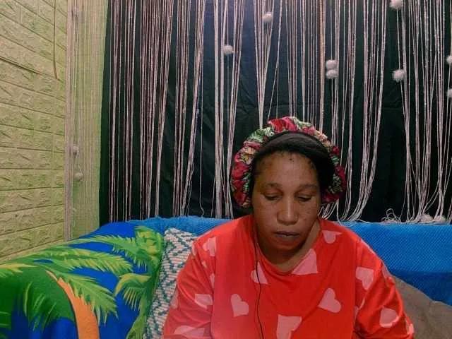 mysticeboney on BongaCams