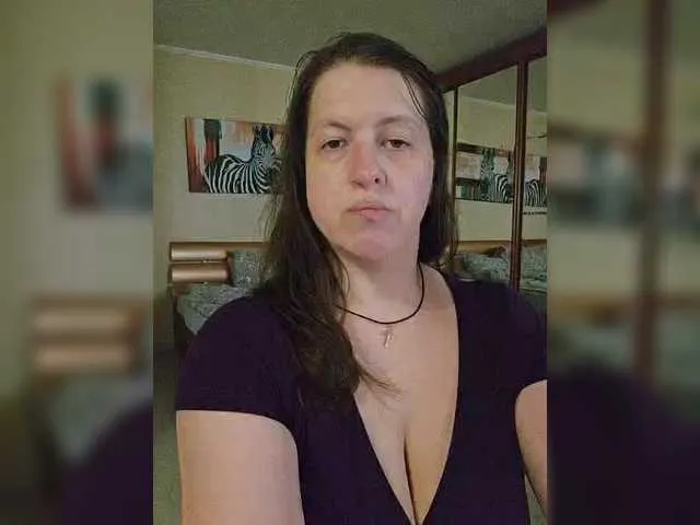 Offline nimfastar77 on BongaCams