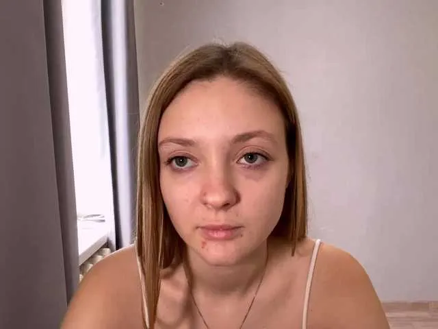 Offline PinkPetal on BongaCams