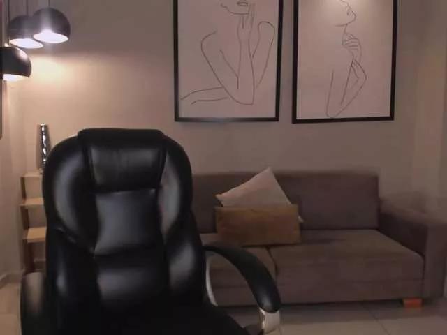 RossieRhoades on BongaCams 