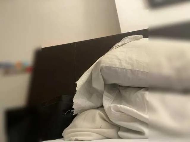 SallyeLeins on BongaCams 