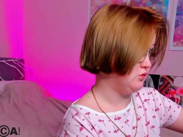 Sara-Moor on BongaCams 