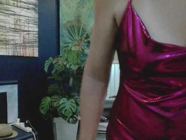 Sexi69sasha — Knowing you getting hard and growing watching me what i do best. Cumming hard.  
Respectful men with a sense of humor & Tokens