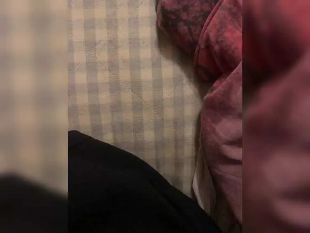 Offline sexpara2022lo on BongaCams