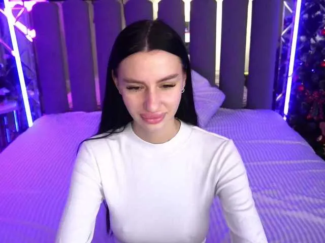 Offline SnowWhiteee on BongaCams