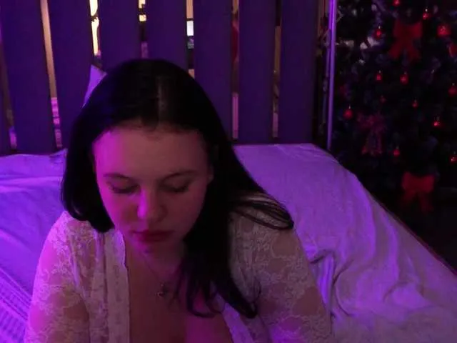 Offline SnowWhiti on BongaCams