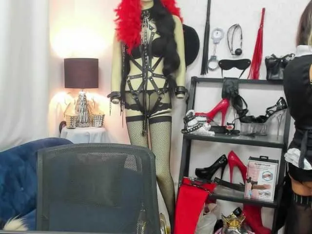 Freechat soft-crystal on BongaCams