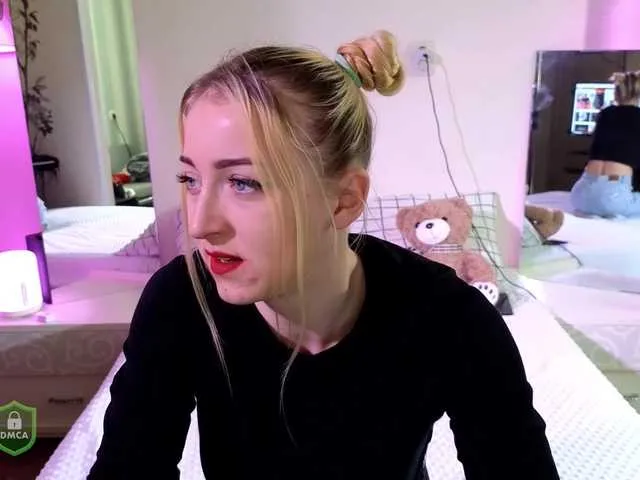 Offline SpaceDanger on BongaCams