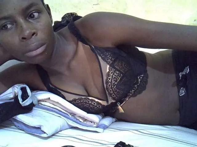 Sweetpussie on BongaCams 