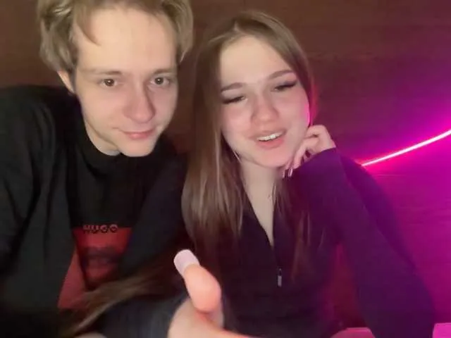 Offline titsDestroy2007 on BongaCams