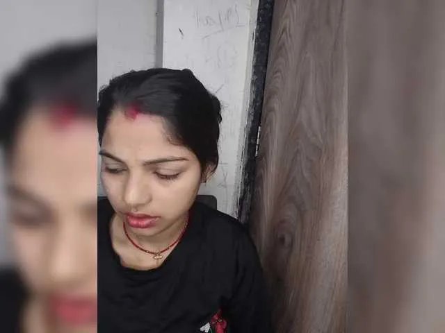 Tunnidelhi on BongaCams 
