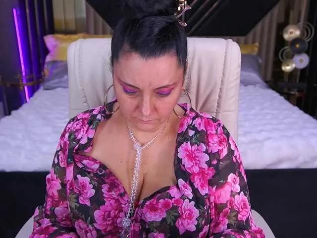 ValeryRosseee on BongaCams