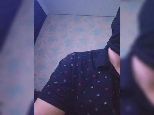 XXXklsdf on BongaCams 