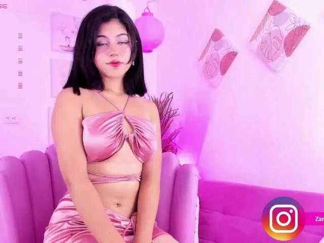 Zaradavis on BongaCams 