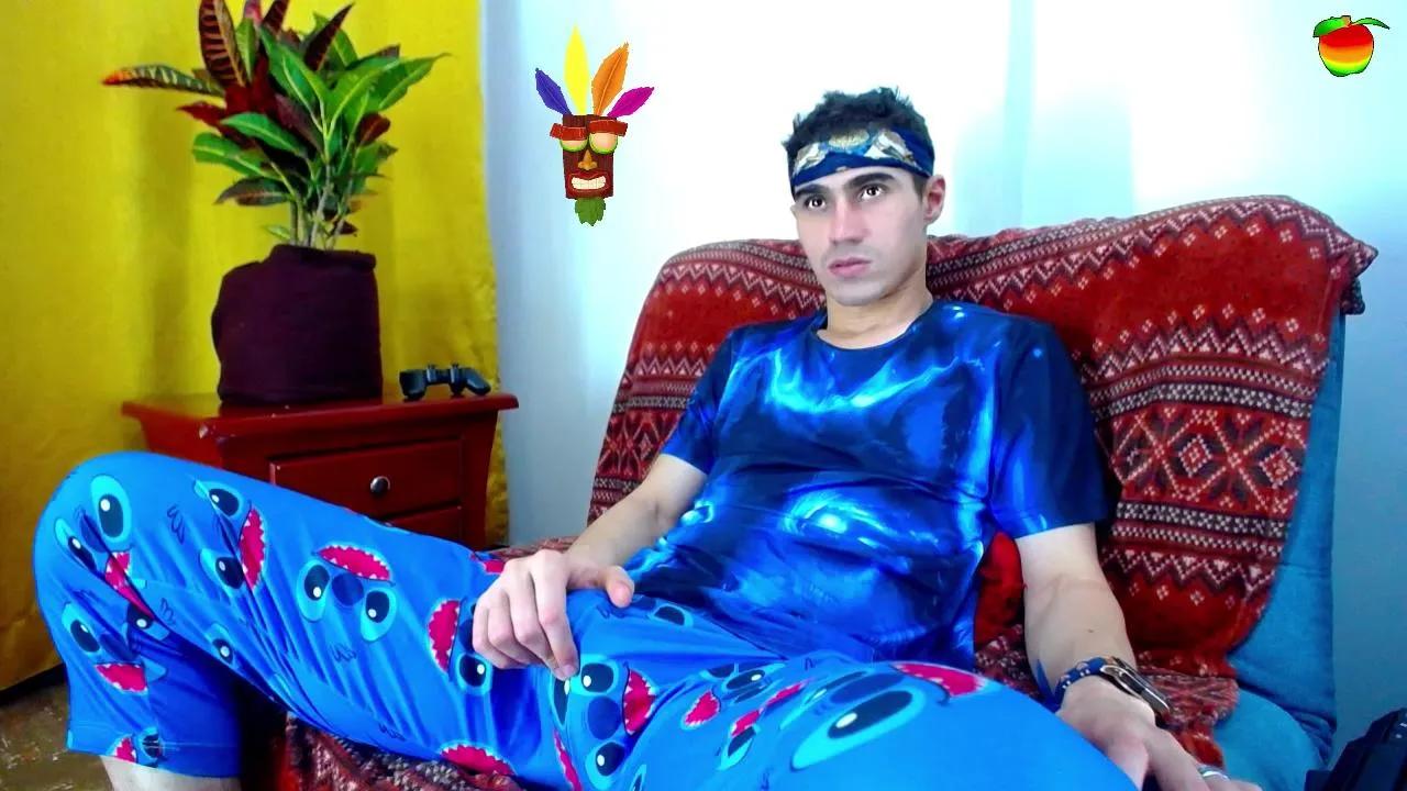 _skyleer__ —  #masturbation #C2C #schoolgirl #feet #milk #cum #ass