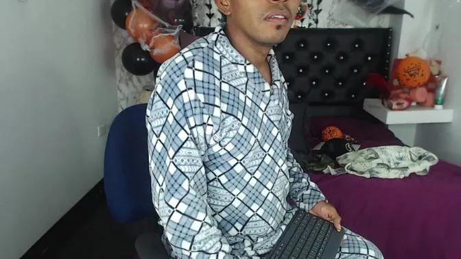 Adam_Morgan2 on Cam4 